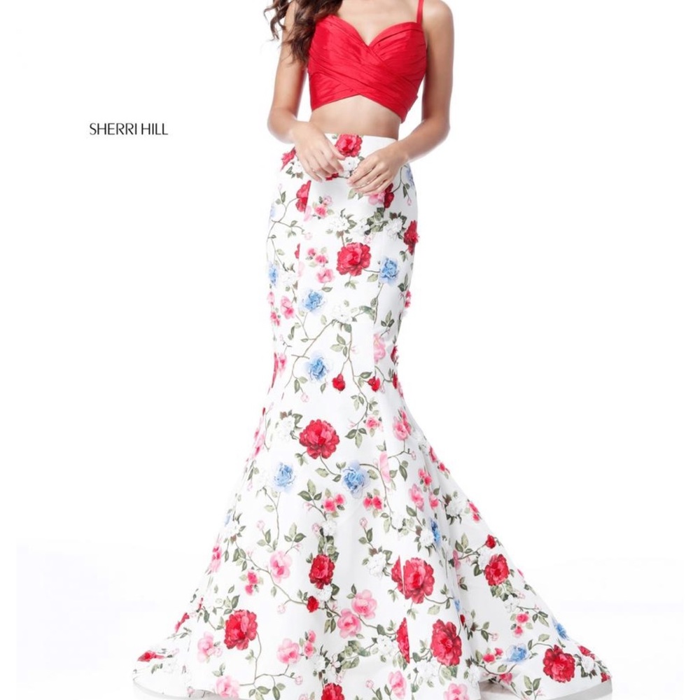 NWT SHERRI HILL 51710